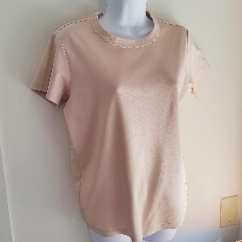 Bundle Uniqlo U Crew Neck T-Shirts - Set of 3 - Picture 3 of 4